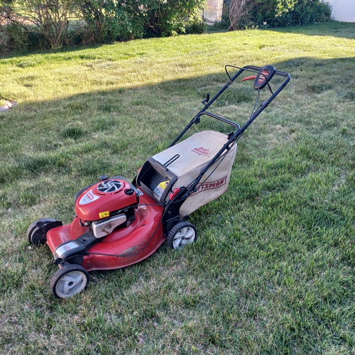 Craftsman self-propelled lawnmower