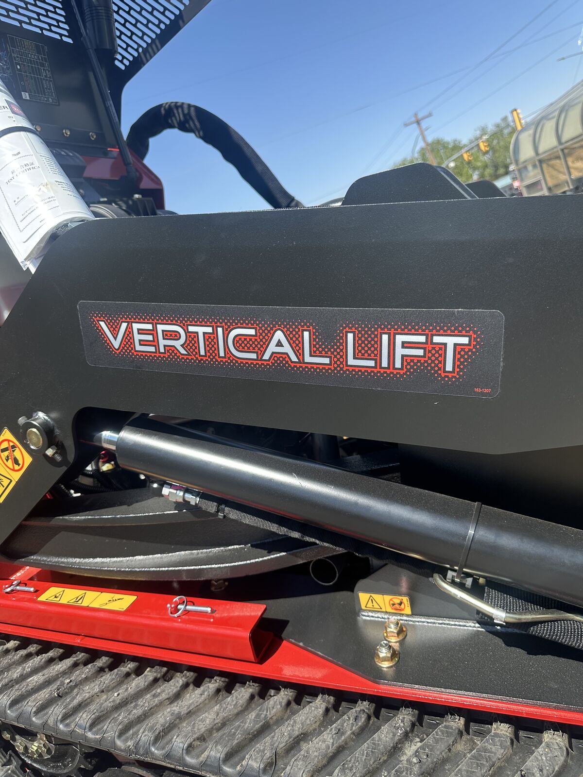 Toro Dingo TX1000 Wide Track