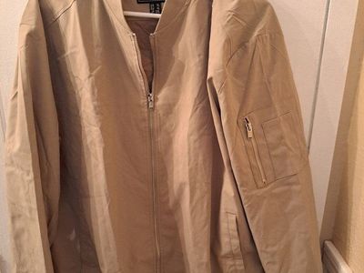 Mens light weight jacket