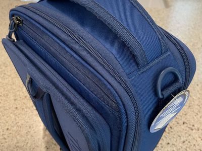 Lunchbox or small cooler. Titan Arctic Zone