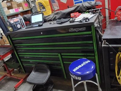 Epic 68" snapon tool box