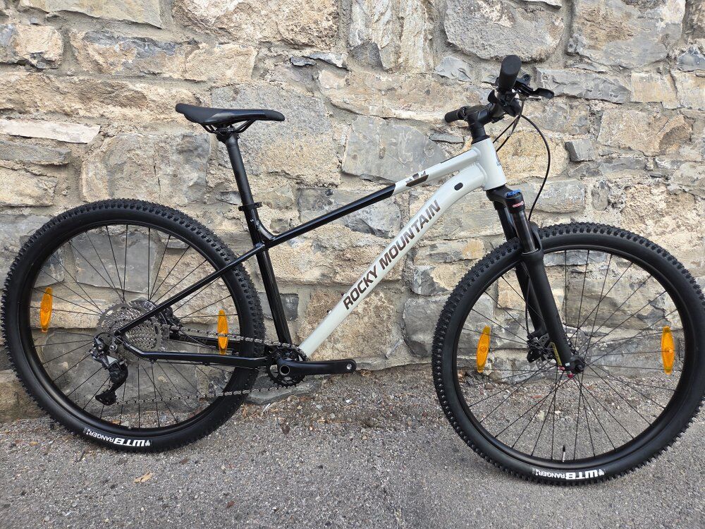 Rocky Mountain Fusion 30 LG *NEW*