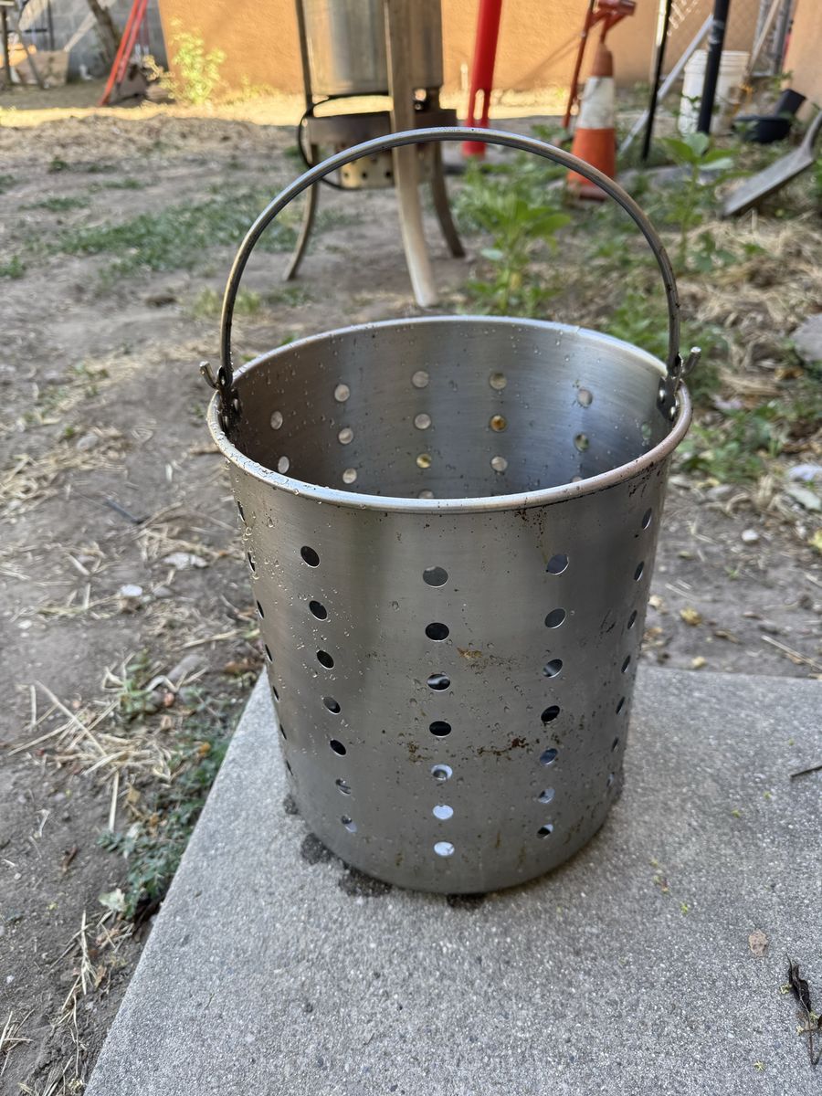 Main image 4