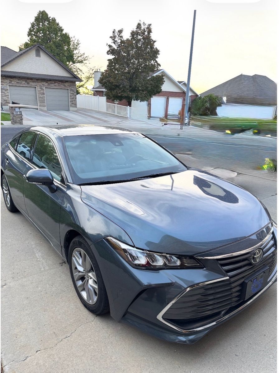 2022 Toyota Avalon XLE