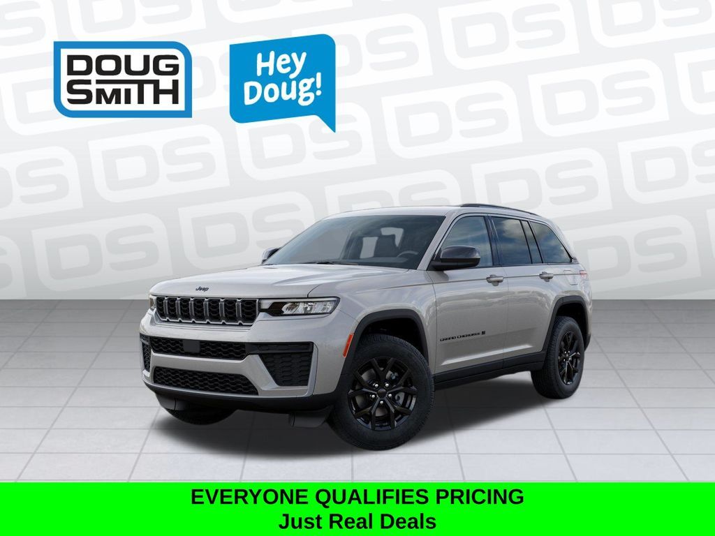 2026 Jeep Grand Cherokee Laredo Altitude