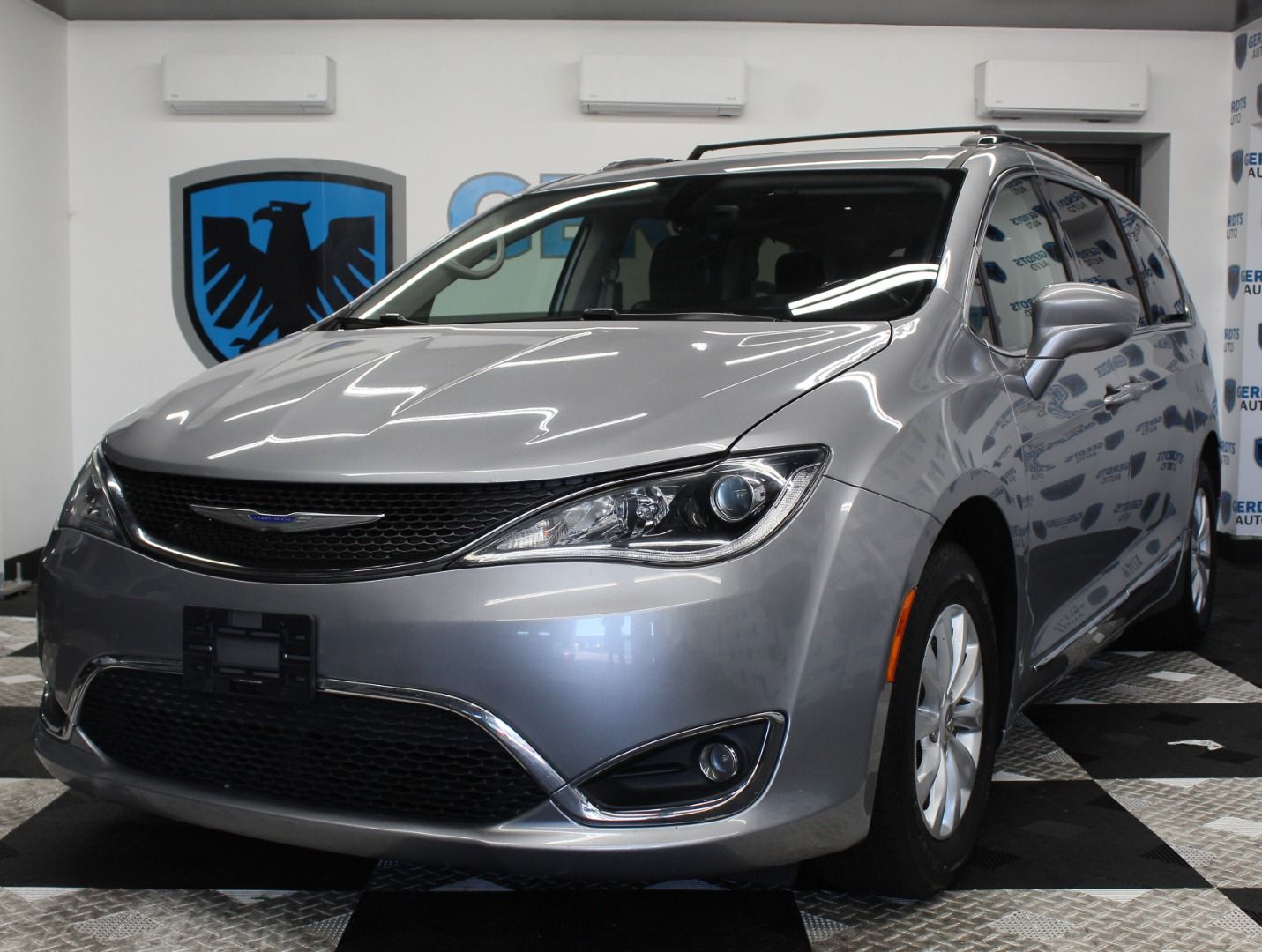 2019 Chrysler Pacifica Touring L