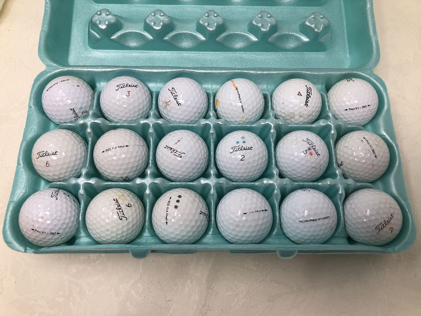 32 Titleist Pro V1 Golf Balls – Premium Used