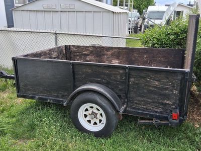Utility Trailer with Mesh Ramp 8 ft.