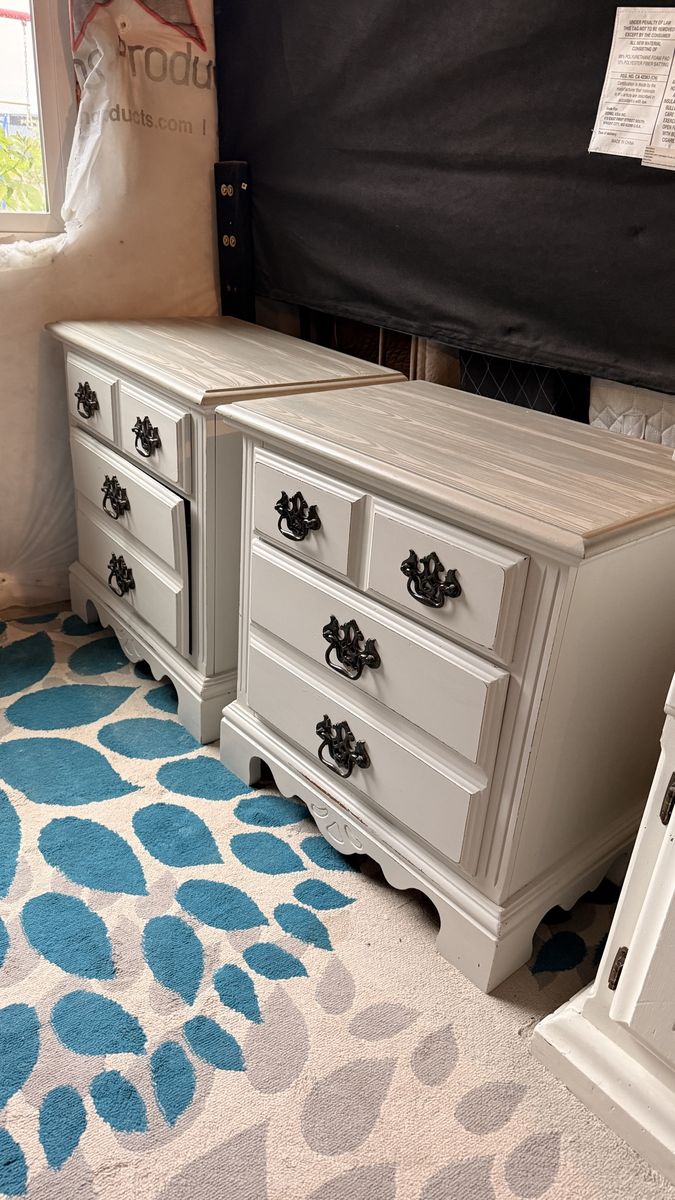 Pair of White 2-Drawer Nightstands with Weathered Wood Finish Tops & Ornate Pulls