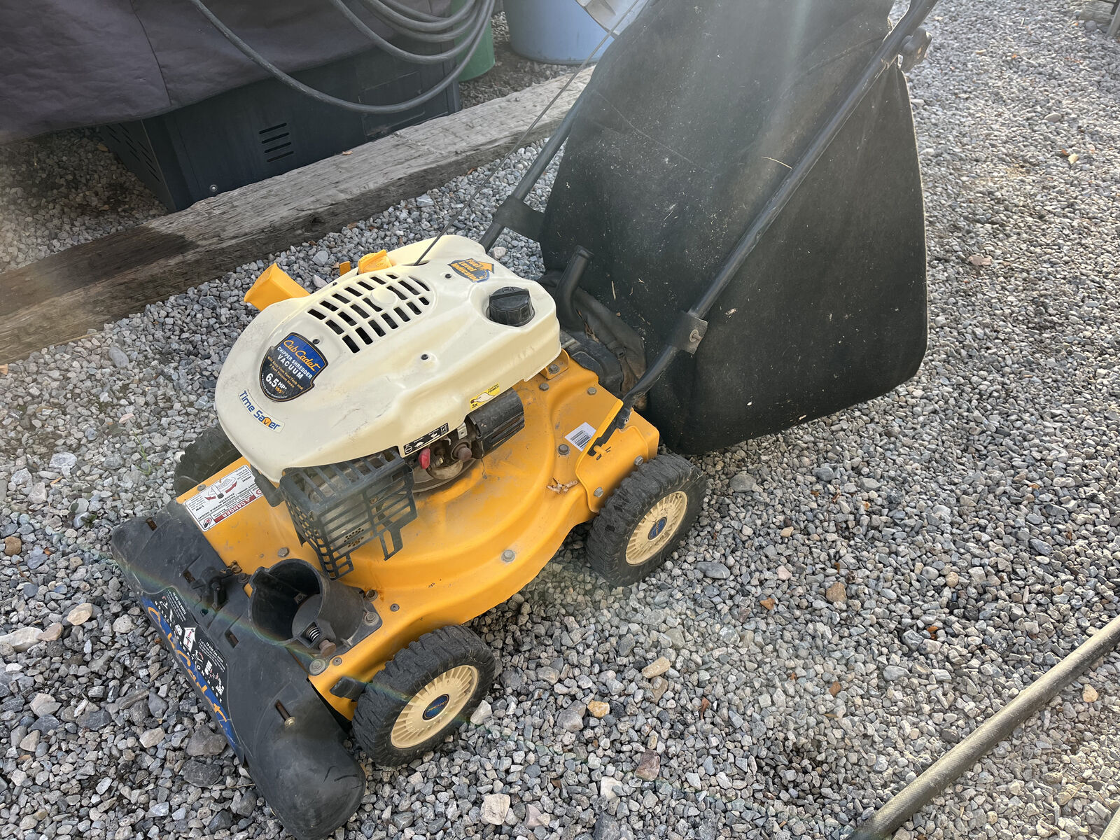 Club Cadet Chipper/Shredder/Vacuum