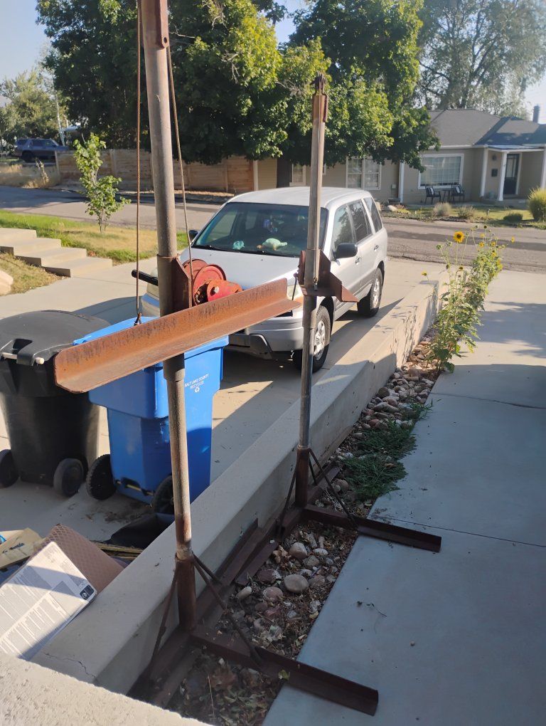 2 heavy duty camper jacks