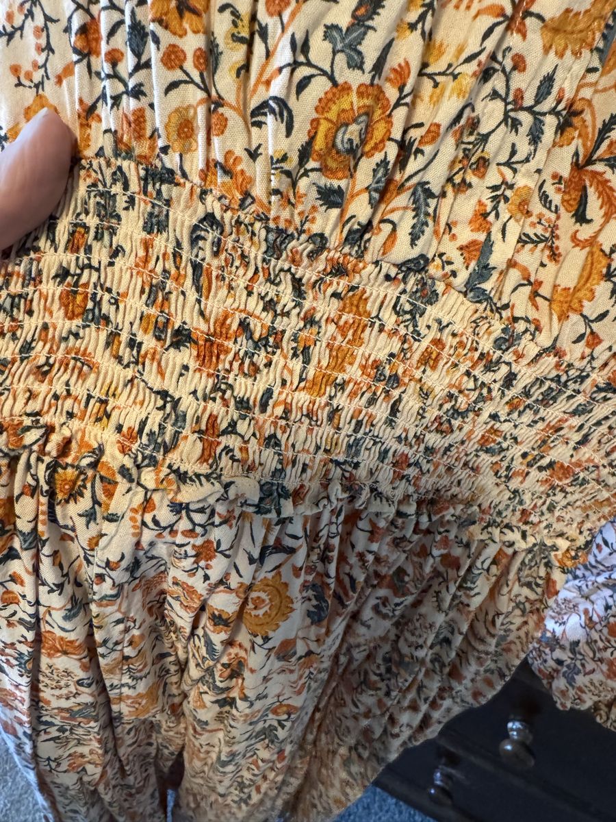 Pioneer Trek Old Navy Floral Smocked-Waist Midi Dress - Small, Cotton, Long Sleeve, V-Neck, Light Peach/Orange/Blue