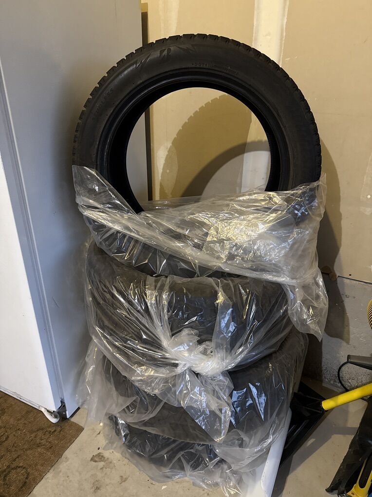 Toyota Sienna Snow Tires - 2024