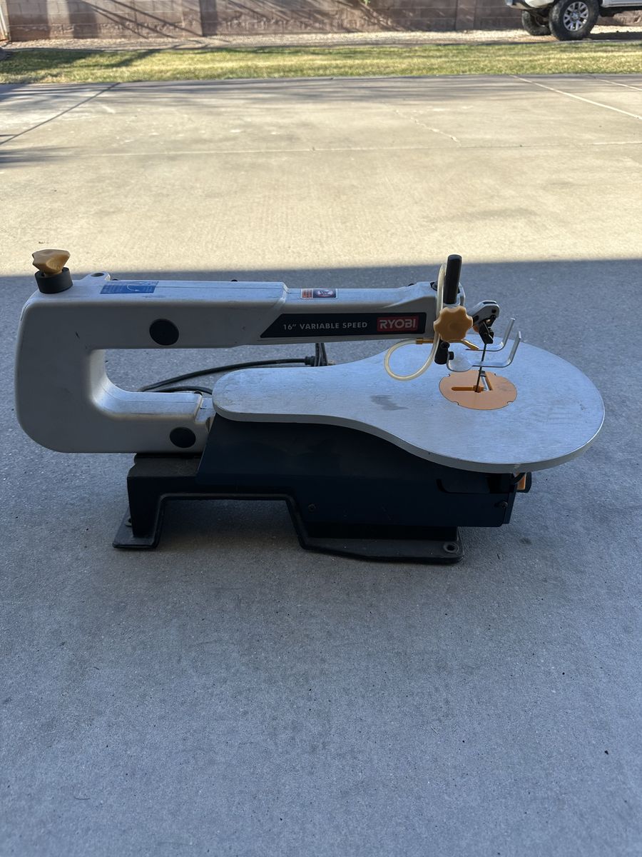 Ryobi 16 Variable Speed Scroll Saw