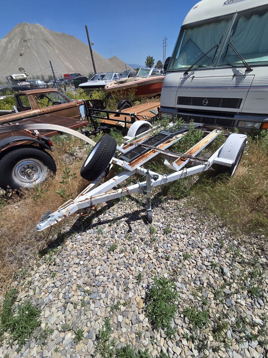 Motorcycle trailer