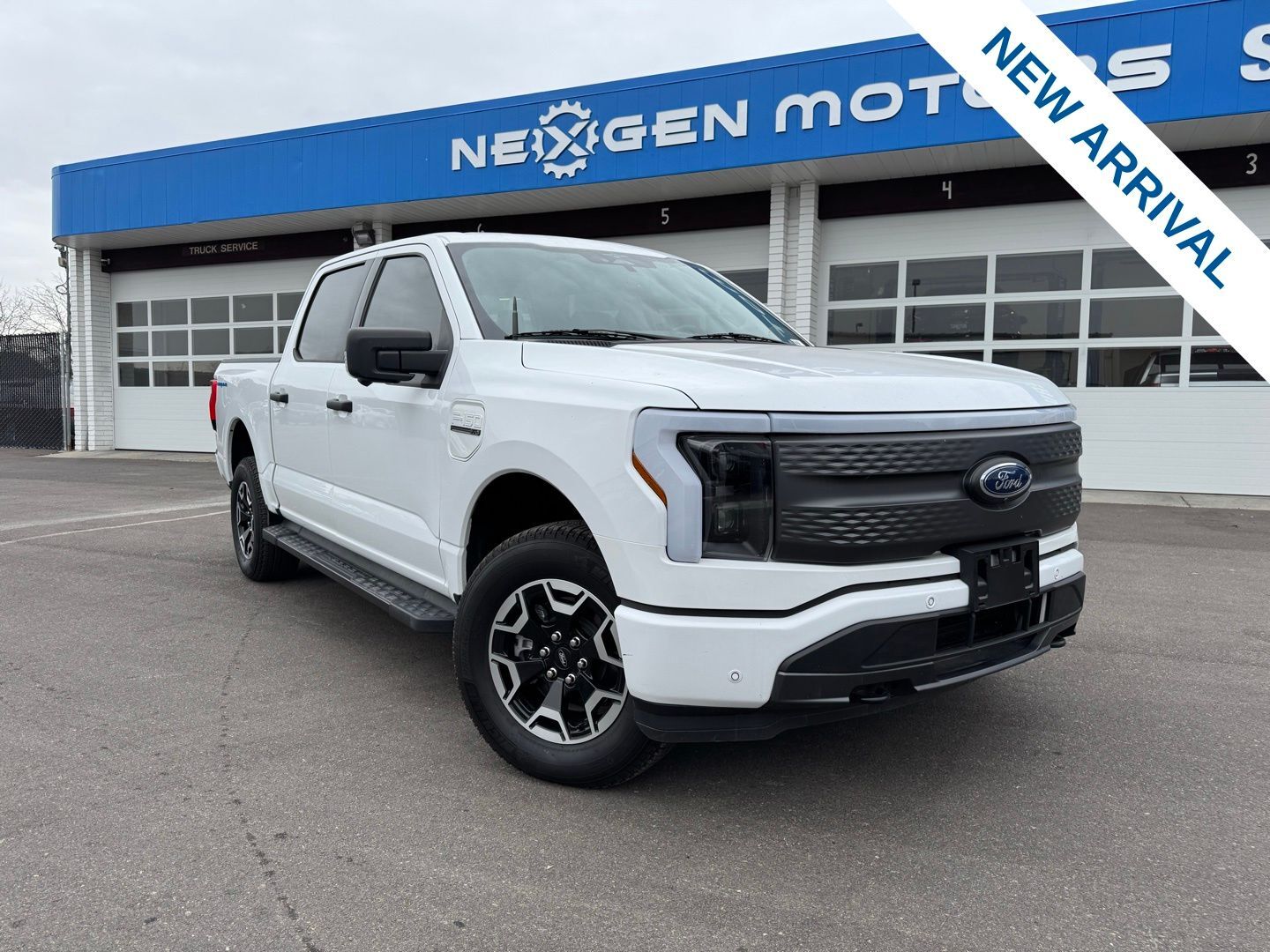 2023 Ford F-150 Lightning XLT