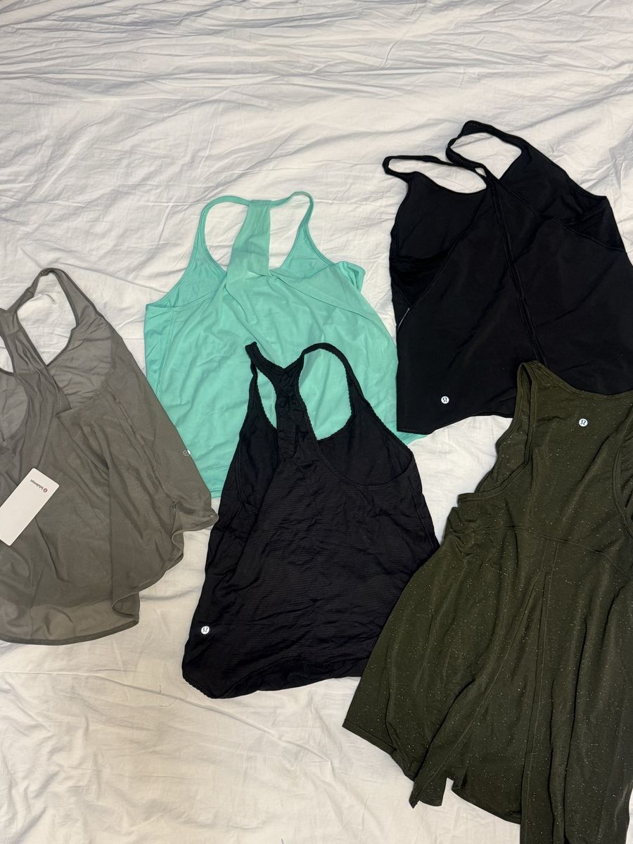 Lululemon tank tops