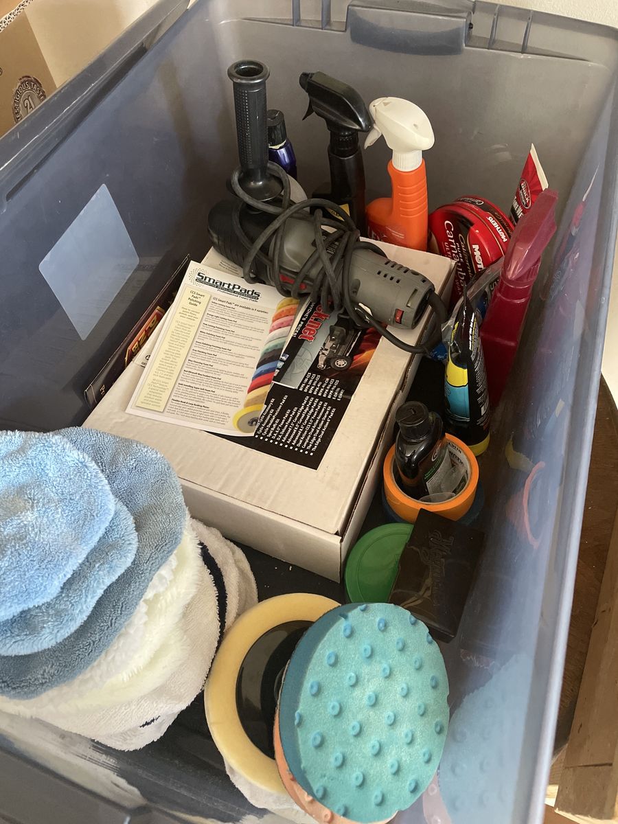 Porter Cable variable speed random orbit Polisher, Pads, and Cleaning Supplies