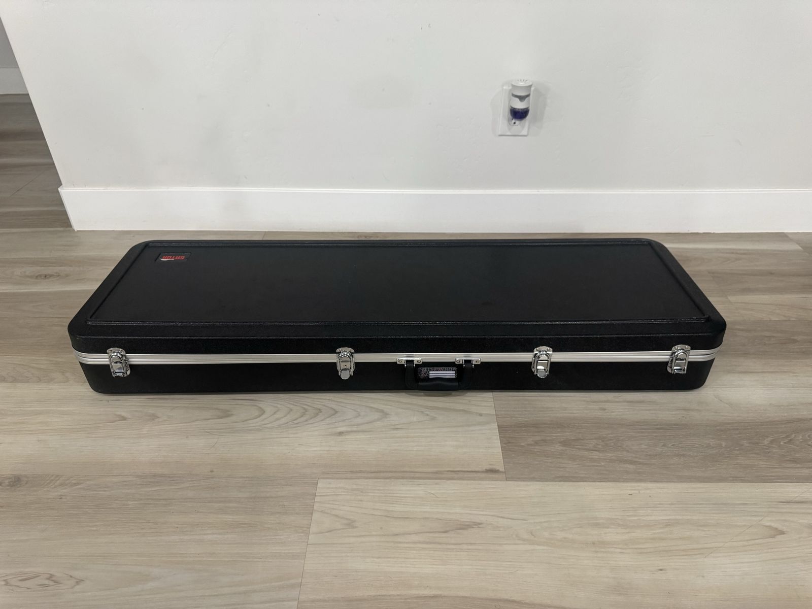 Gator GC-Bass Deluxe Hard-Shell Case