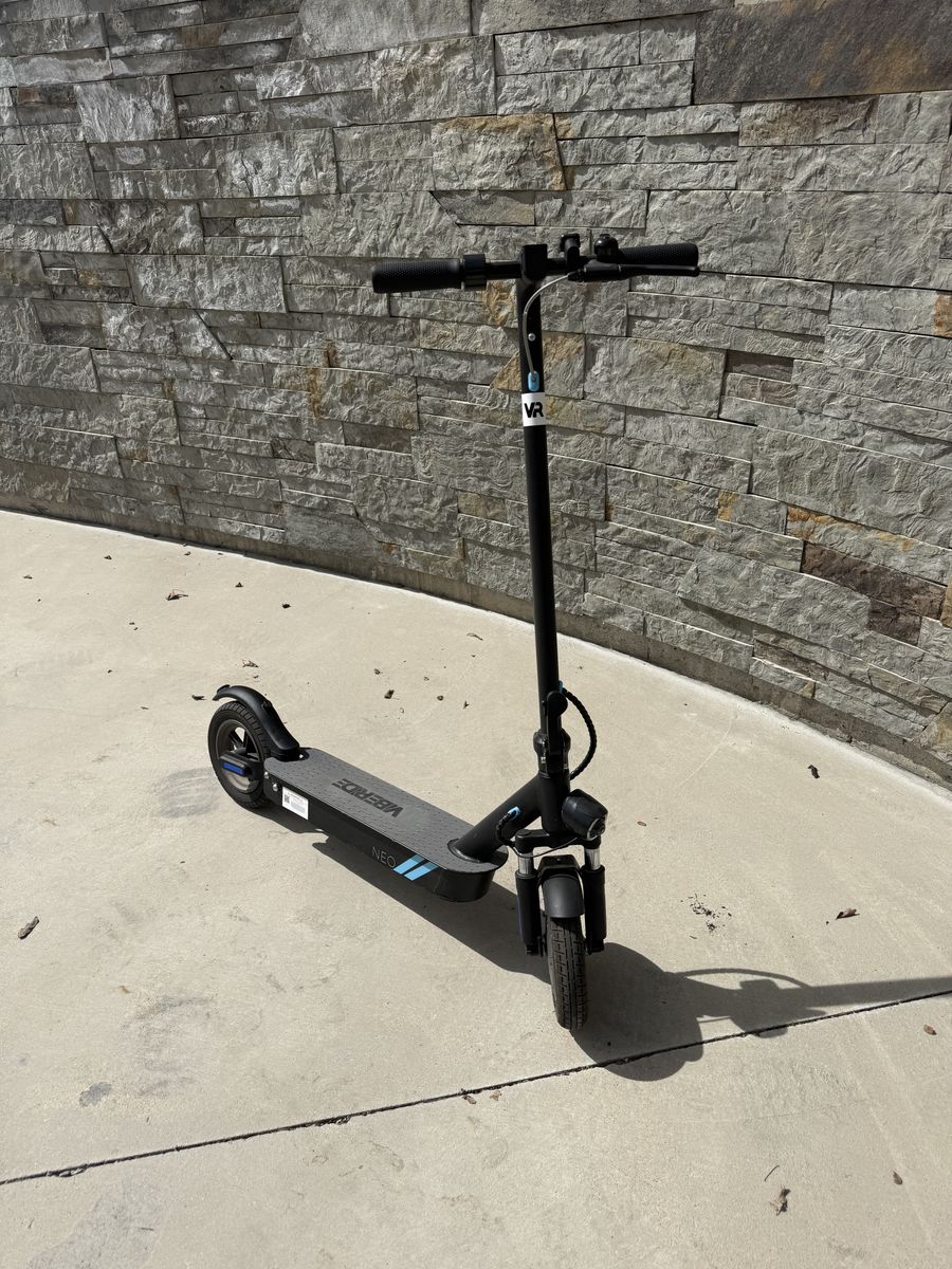 Electric Scooter – NEO Model – $200 (Originally $500)