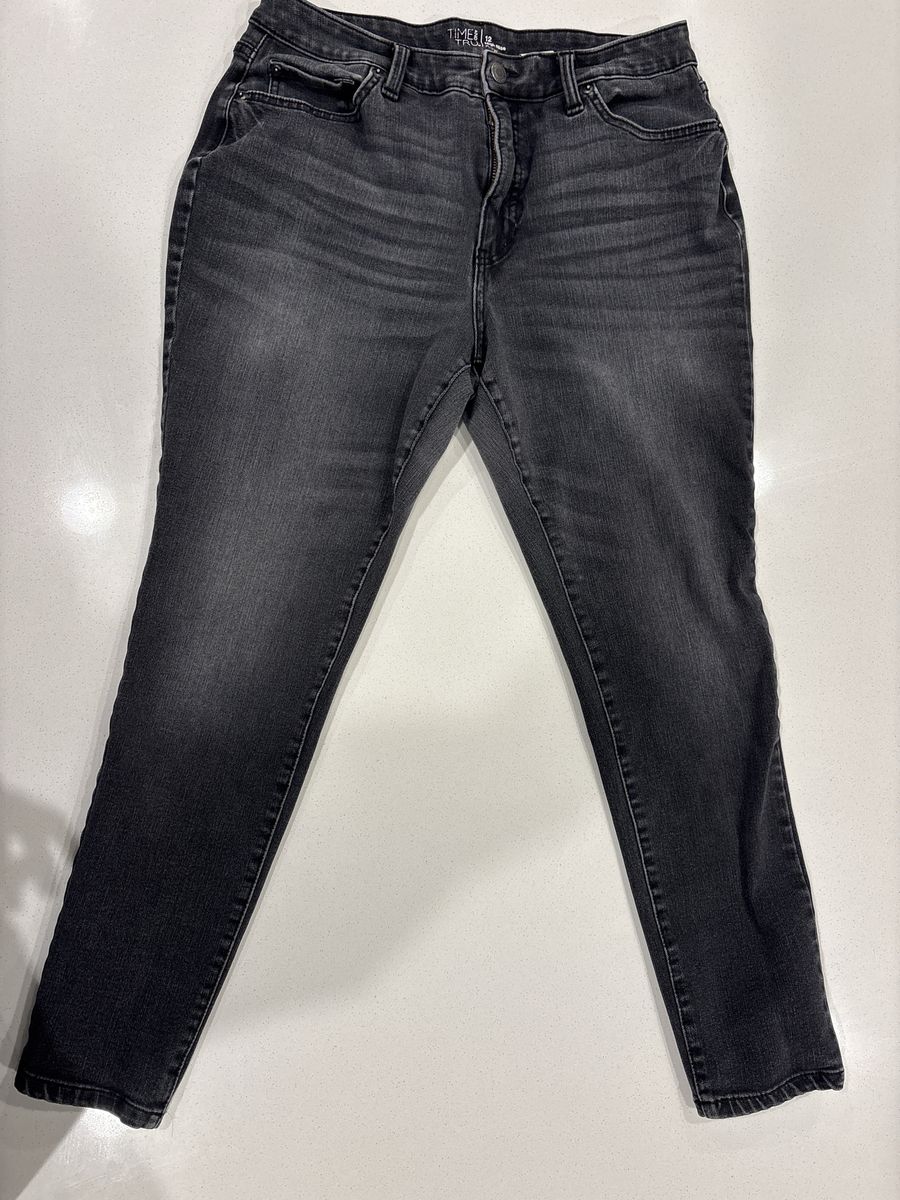 Time and Tru Women's Size 12 High Rise Curvy Skinny Black Denim Jeans