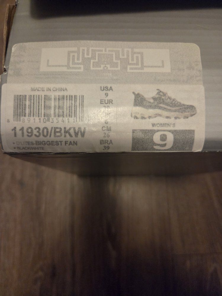 Skechers D'Lites Biggest Fan Women's Sneakers, Black/White, Size 9, Memory Foam