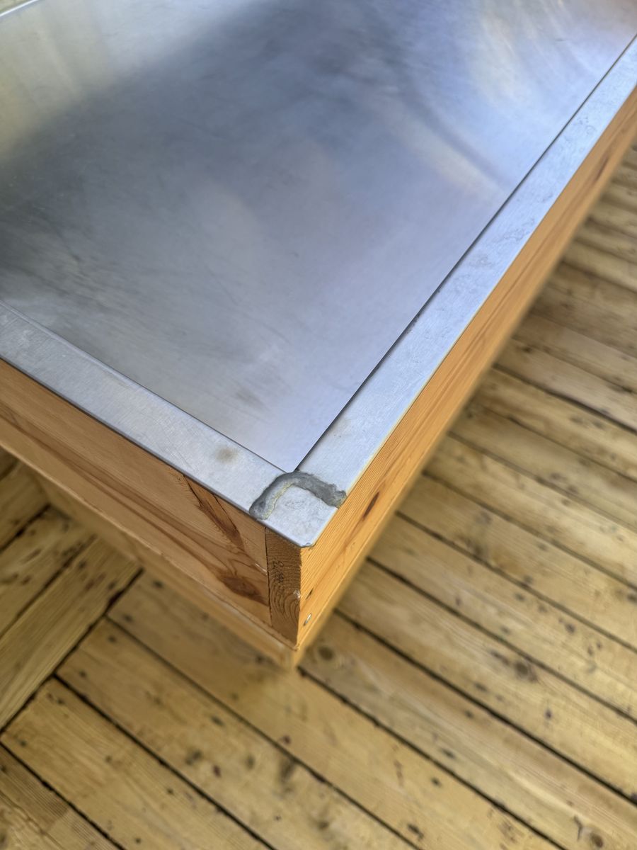 Main image 6