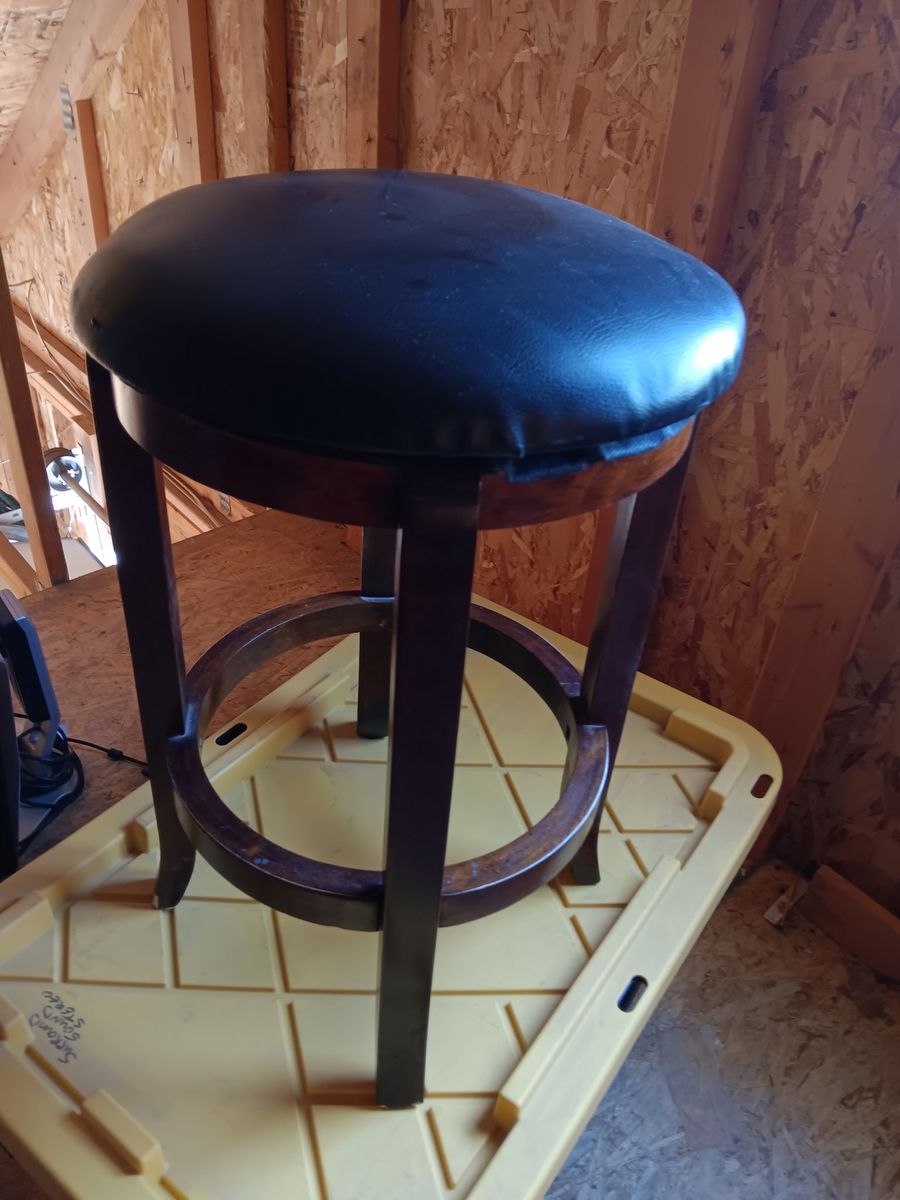 4 stools