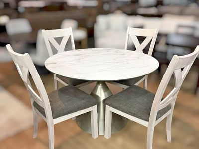 ROUND DINING TABLE + 4 CHAIRS
