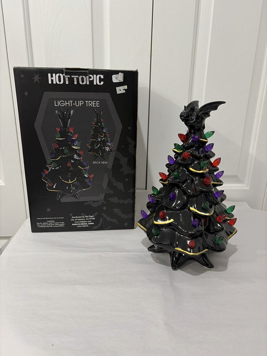 New Hot Topic Ceramic Black Bat Halloween Light-Up Christmas Tree with Box