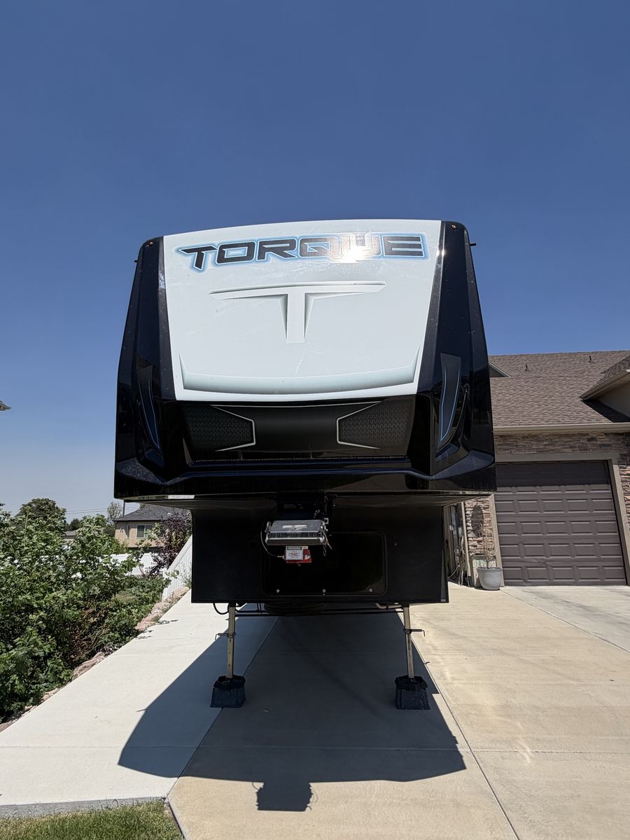 2024 T424 Toy Hauler