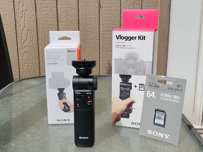 Sony GP-VPT2BT Wireless Shooting Grip Kit