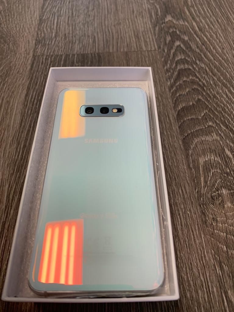 Samsung Galaxy S10E 128gb - Unlocked