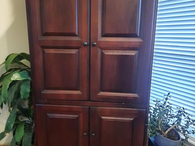Traditional Solid Wood Armoire Entertainment Cabinet Entertainment Center