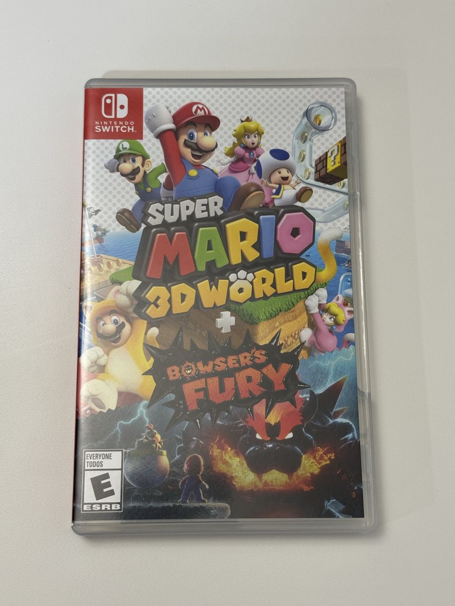 Nintendo Switch Game / Super Mario 3d World