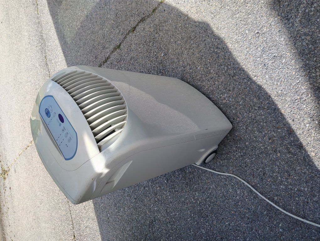 MAYTAG PORTABLE AIR CONDITIONER 9,000 BTU