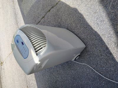 MAYTAG PORTABLE AIR CONDITIONER 9,000 BTU