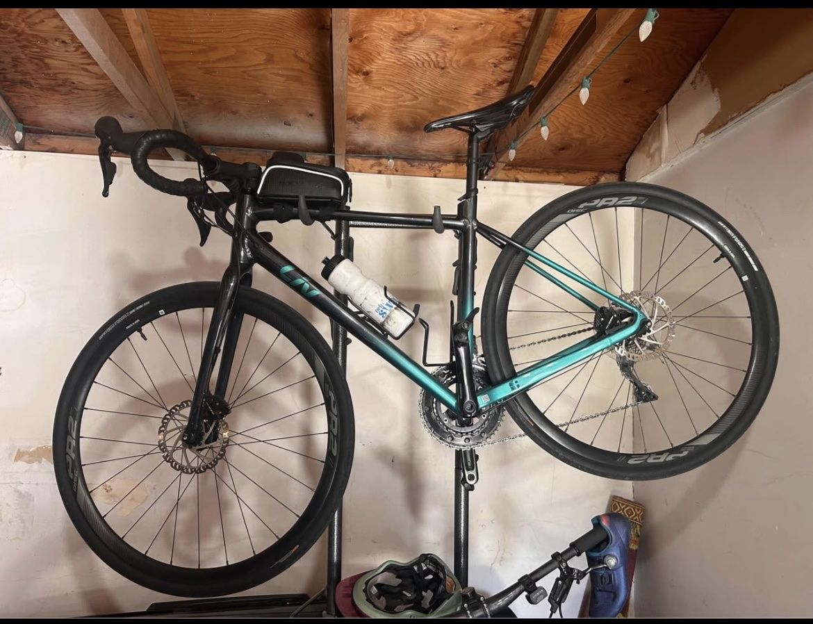 Woman’s Road Bike Medium