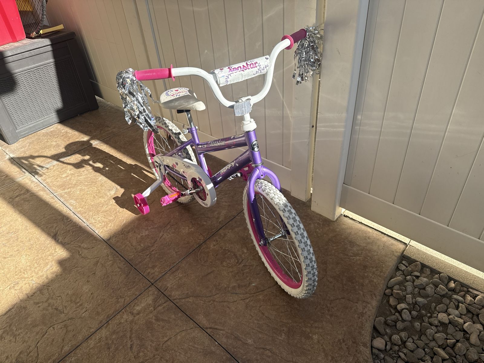 Huffy Sea Star Girls' 18 inch Wheel Purple/Pink Bike w/ Training Wheels