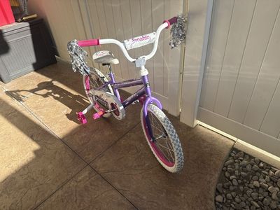 Huffy Sea Star Girls' 18 inch Wheel Purple/Pink Bike w/ Training Wheels