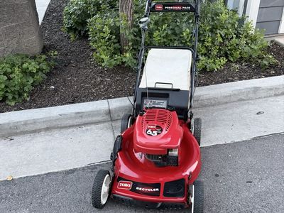 TORO RECYCLER SELF PROPELLED LAWN MOWER