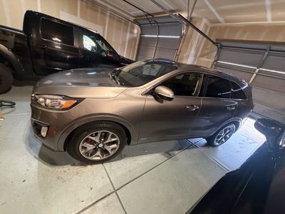 Kia Sorento AWD Crossover SUV - Gray