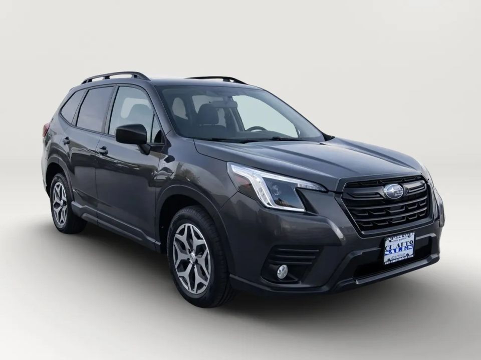 2022 Subaru Forester Premium