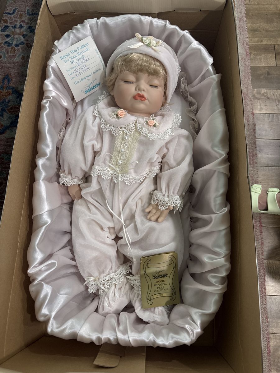Seymour Mann connoisseur doll