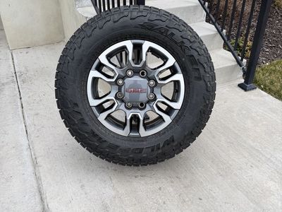 GMC Sierra 3500 Rims and Tires 275/70R18 Falken