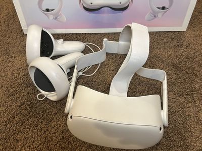 Oculus Quest 2 VR Headset with Controllers & Silicone Cover 128 GB