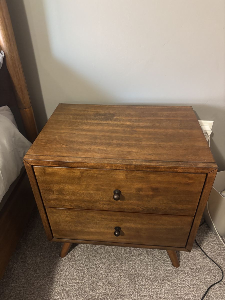 Main image 3