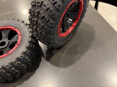 FOUR - Losi 1:5 Desert Buggy XL Tires. 24mm.