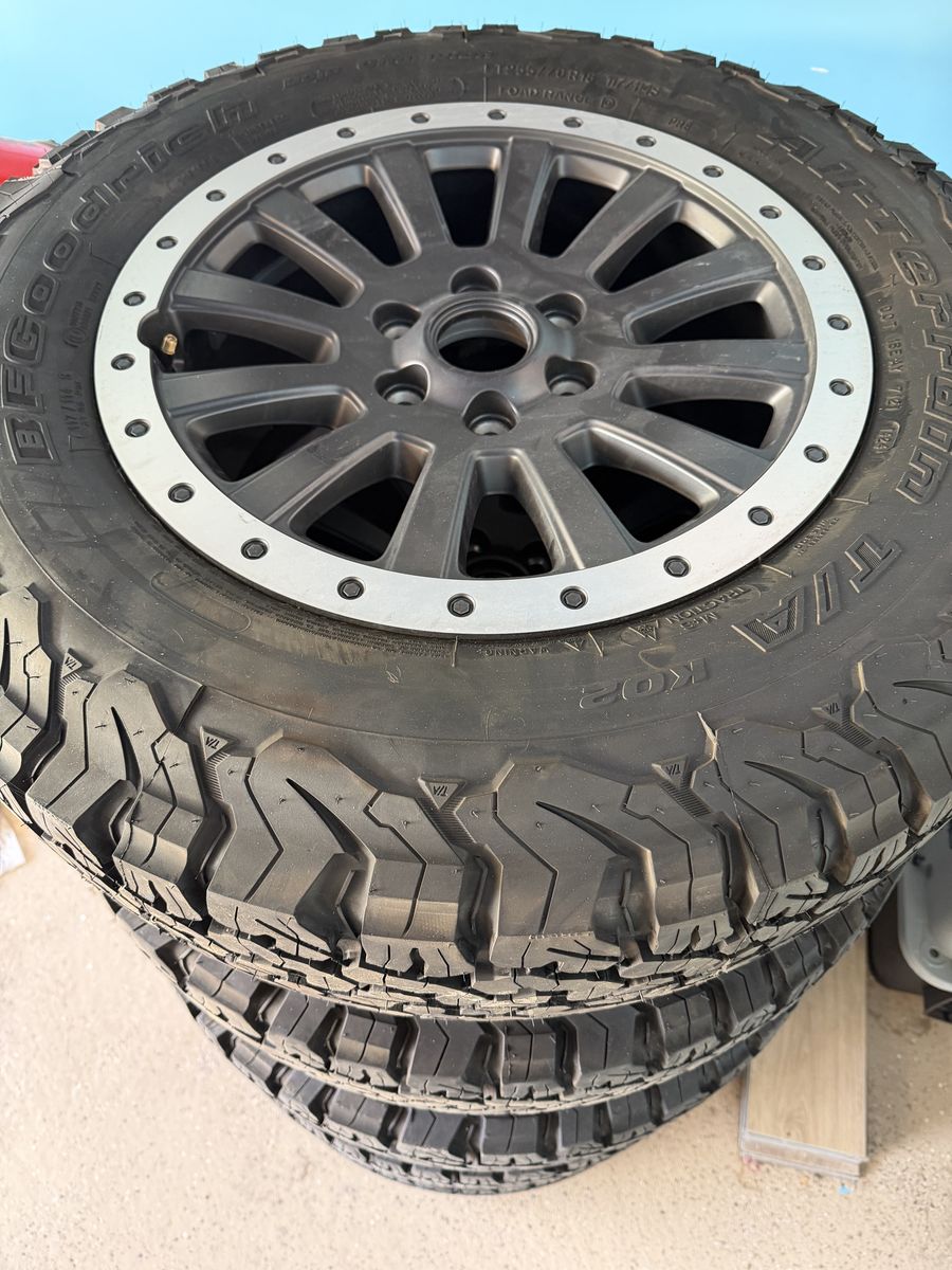 Ineos Grenadier stock wheels and BFG K02 tires LT255/70R18