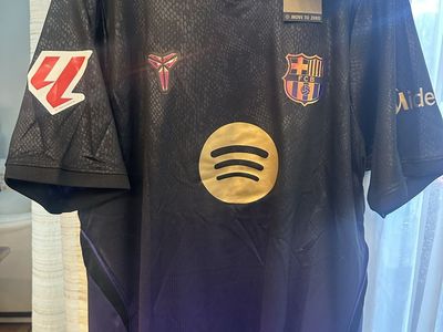 Nike FC Barcelona Pedri 8 Special Edition Kobe Snake Jersey XL New